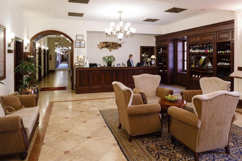 Hotel Andrassy Kuria & Spa Tarcal Zewnętrze zdjęcie